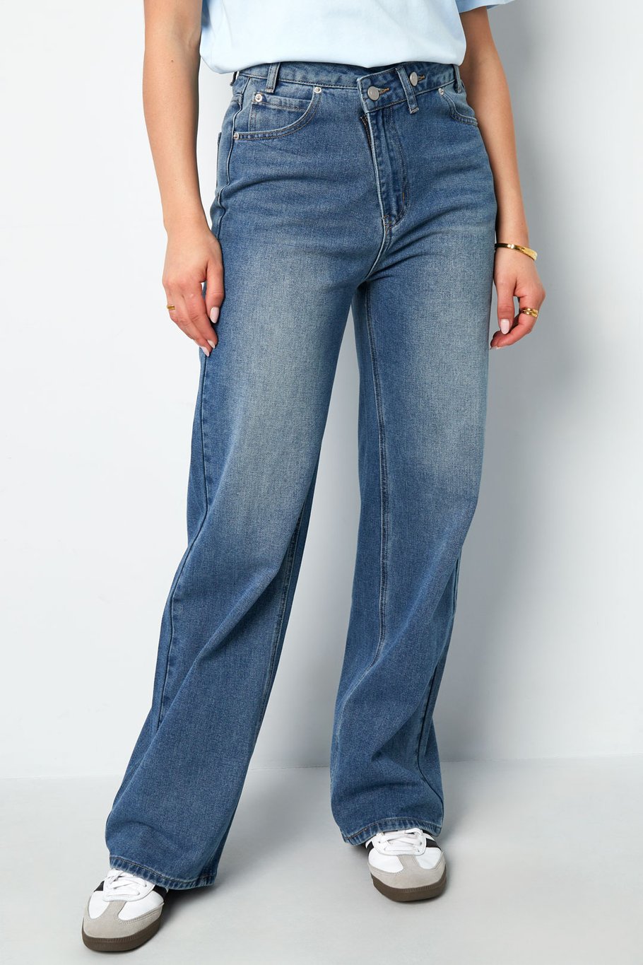 jeans zip up