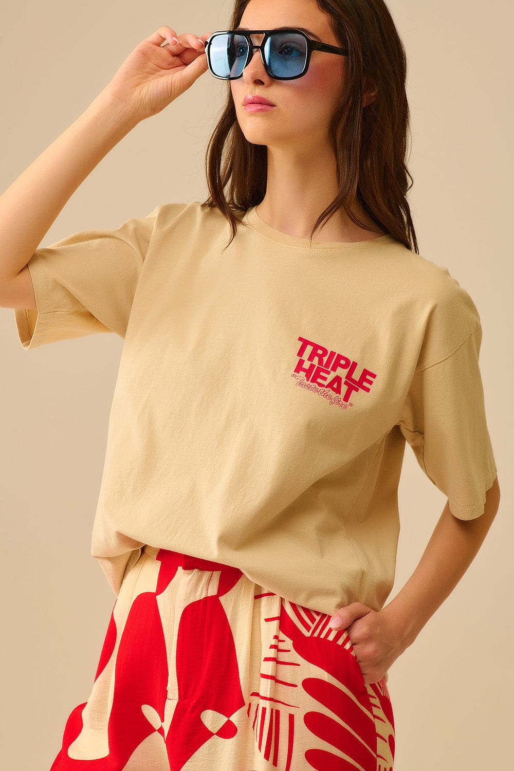 Beige relaxed fit t-shirt met korte mouwen triple heat
