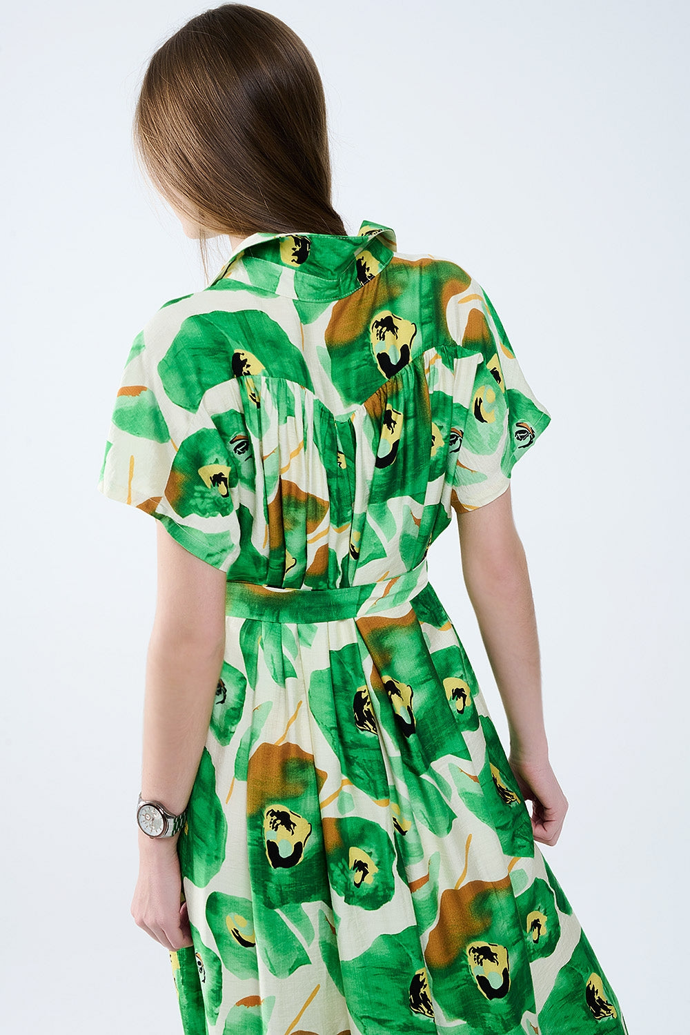Floral Bliss Jurk In Groen En Warme Tinten