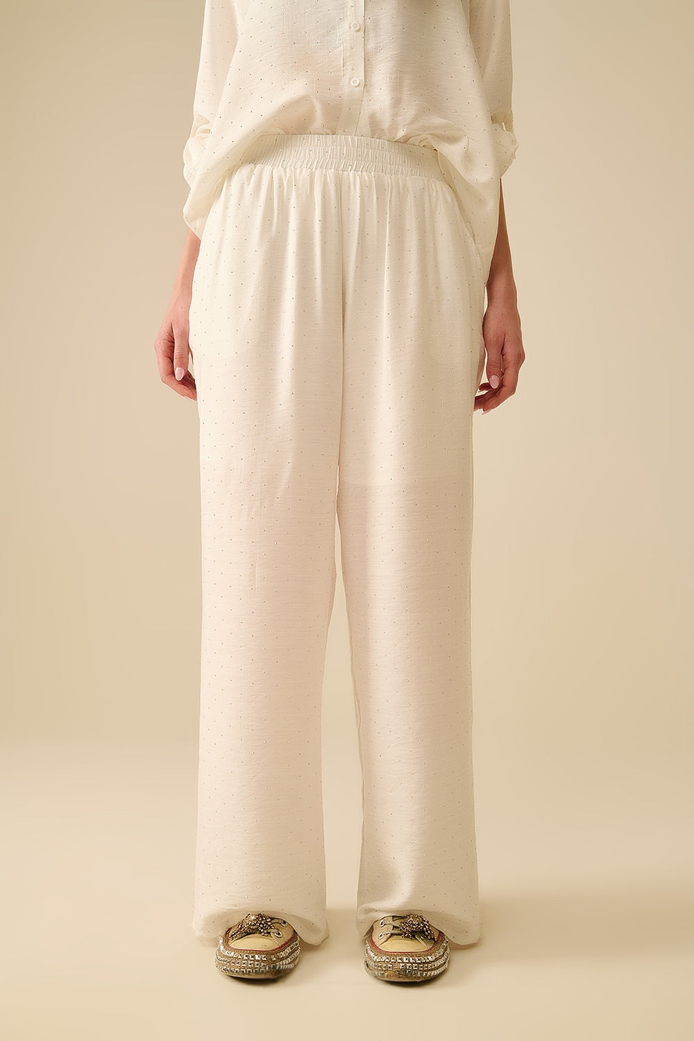 Lichtgewicht Witte Broek Met Wijde Pijpen En Strass-Details